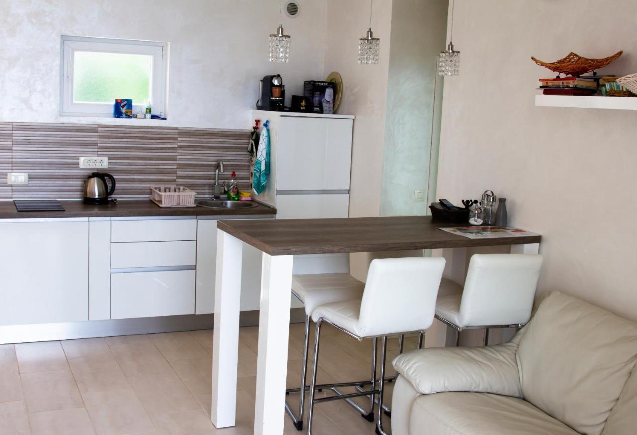 Apartment Superseaview Sutomore Exterior foto